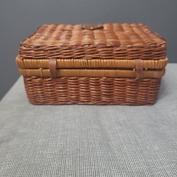 RAGGEDY ANN WICKER BASKET/ACCESSORIES - Picture 10 of 14